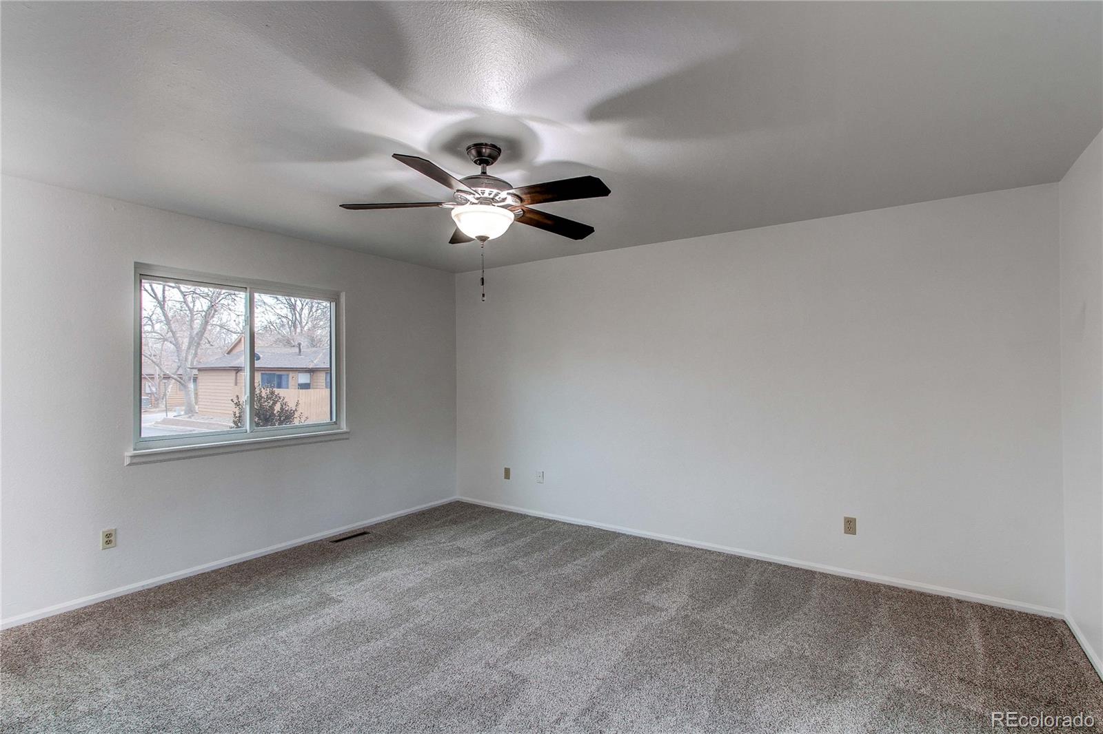 MLS Image #11 for 53 s eagle circle,aurora, Colorado