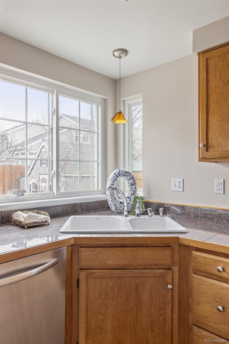 MLS Image #17 for 11076 w dumbarton circle,littleton, Colorado