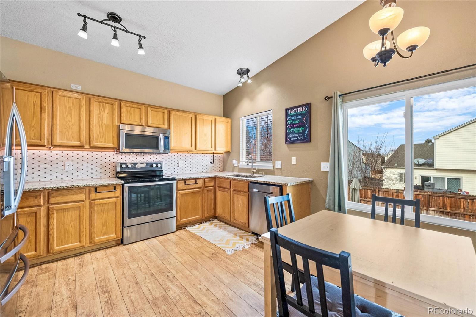 MLS Image #5 for 19045 e ithaca place,aurora, Colorado