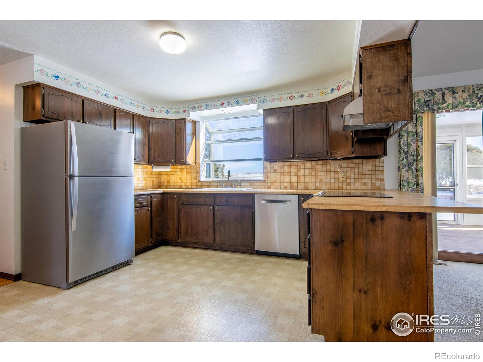 MLS Image #5 for 5580  colt drive,longmont, Colorado