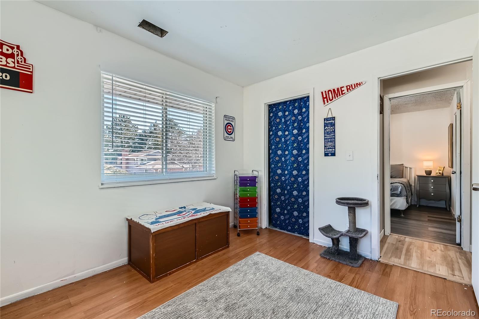 MLS Image #9 for 9943  croke drive,denver, Colorado