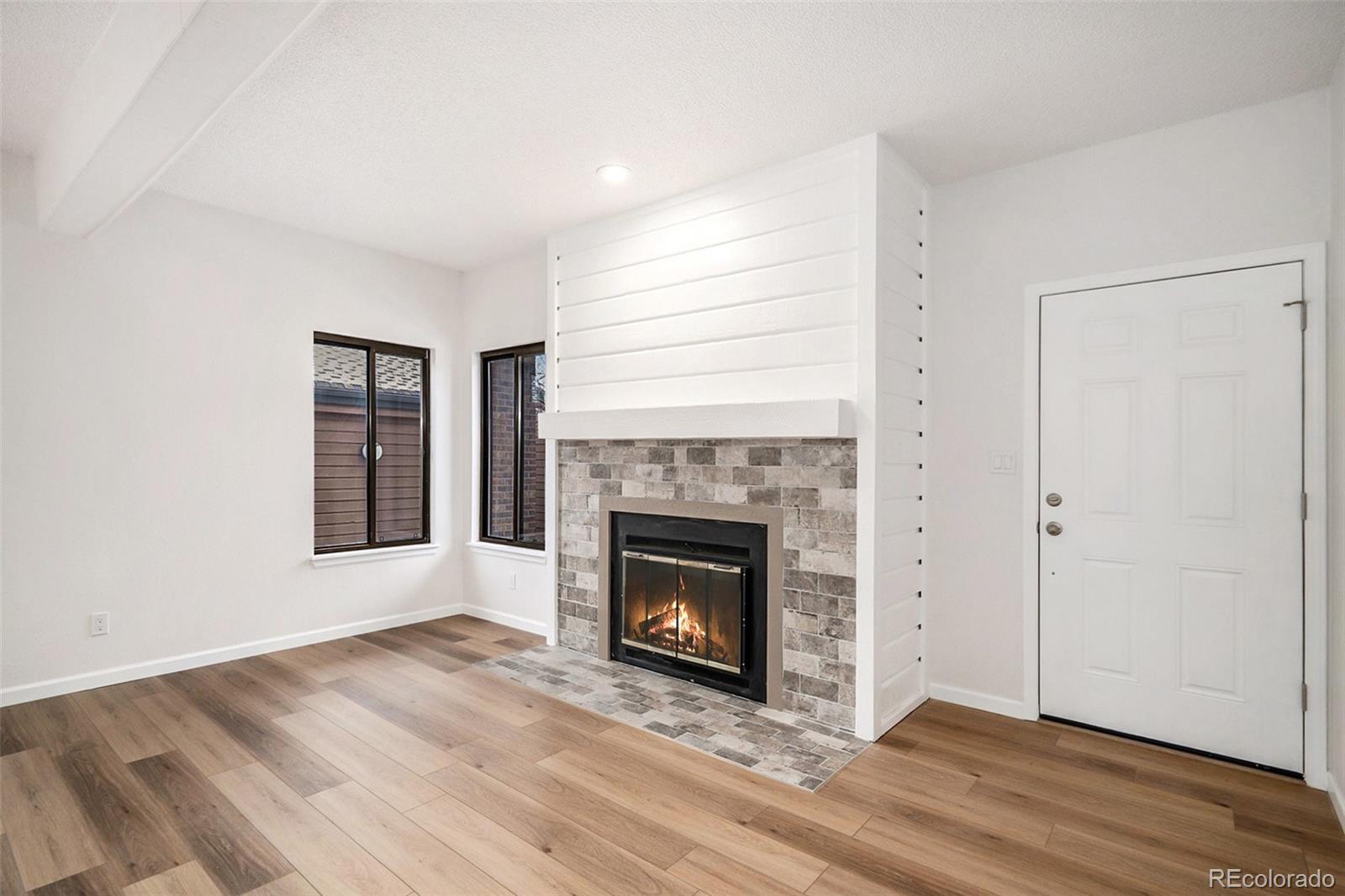 MLS Image #4 for 2685 s dayton way,denver, Colorado