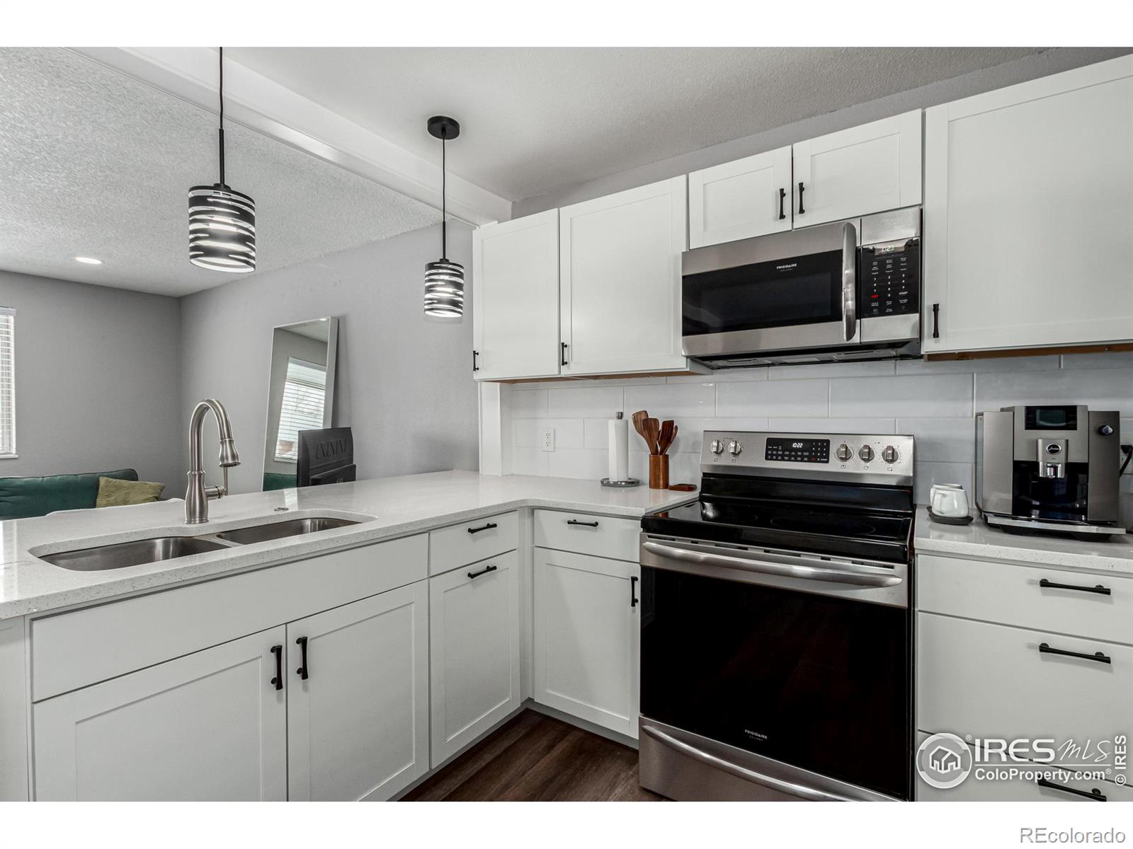 MLS Image #8 for 5332  granby street,denver, Colorado