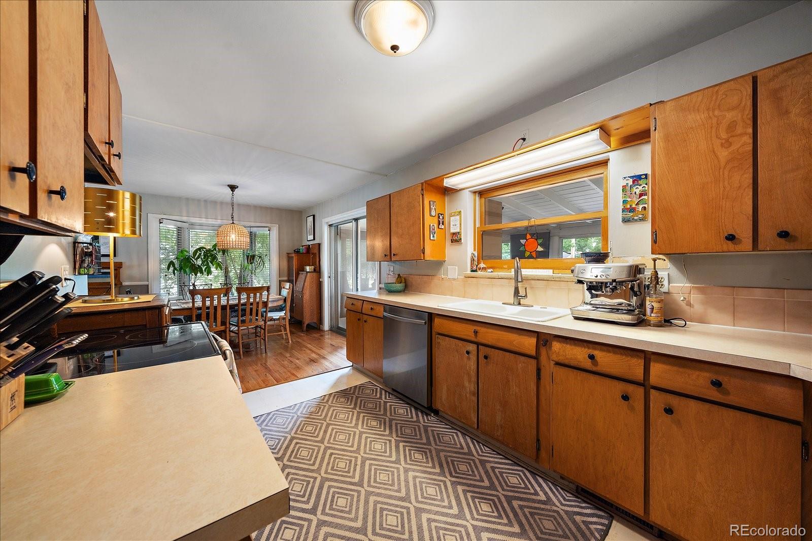 MLS Image #10 for 5490 e kentucky avenue,denver, Colorado
