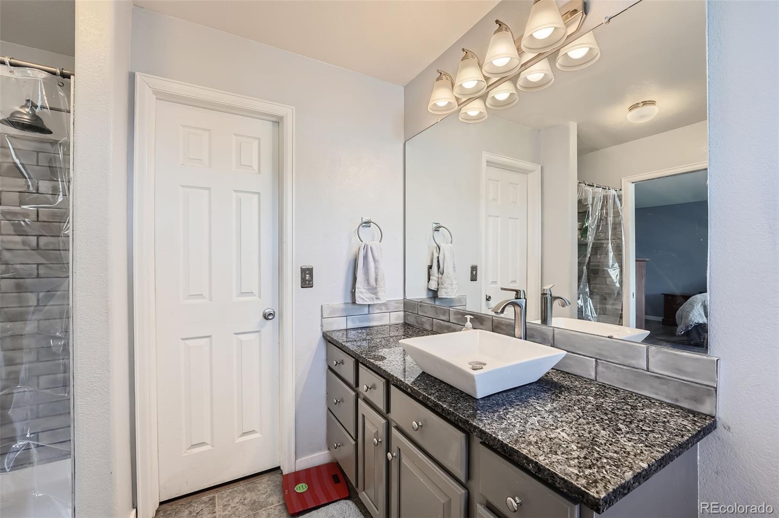 MLS Image #18 for 5026 s danube street,aurora, Colorado