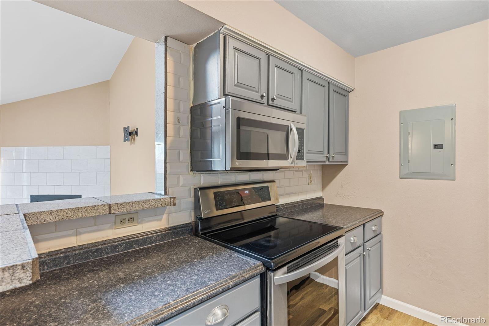 MLS Image #15 for 10150 e virginia avenue,denver, Colorado
