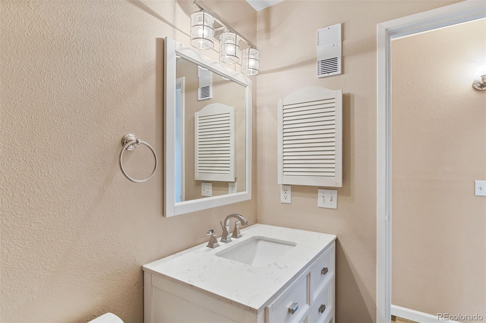 MLS Image #28 for 10150 e virginia avenue,denver, Colorado
