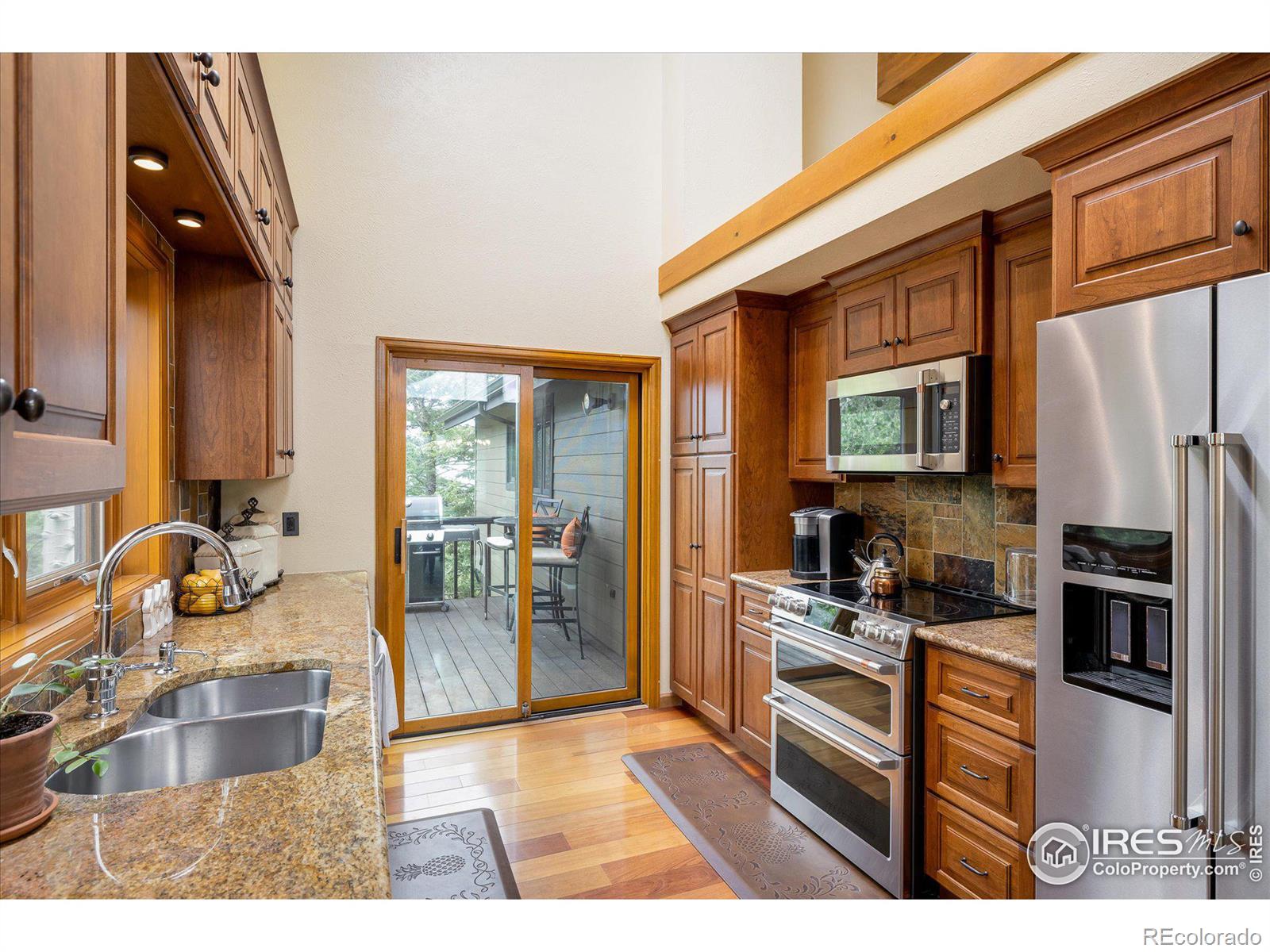 MLS Image #13 for 302  deer trail circle,boulder, Colorado