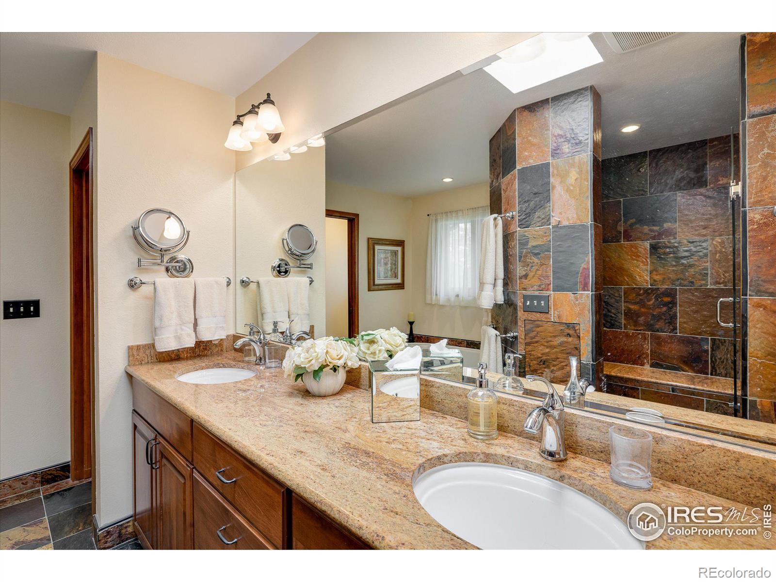 MLS Image #17 for 302  deer trail circle,boulder, Colorado