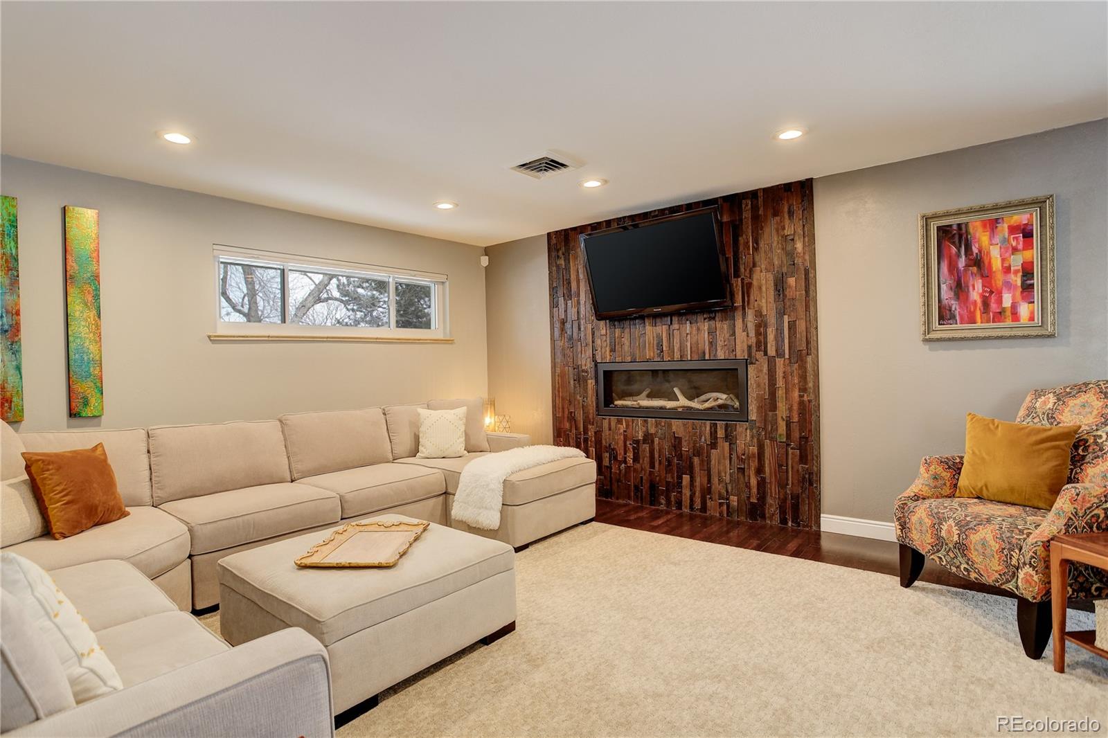 MLS Image #13 for 306 s newport way,denver, Colorado