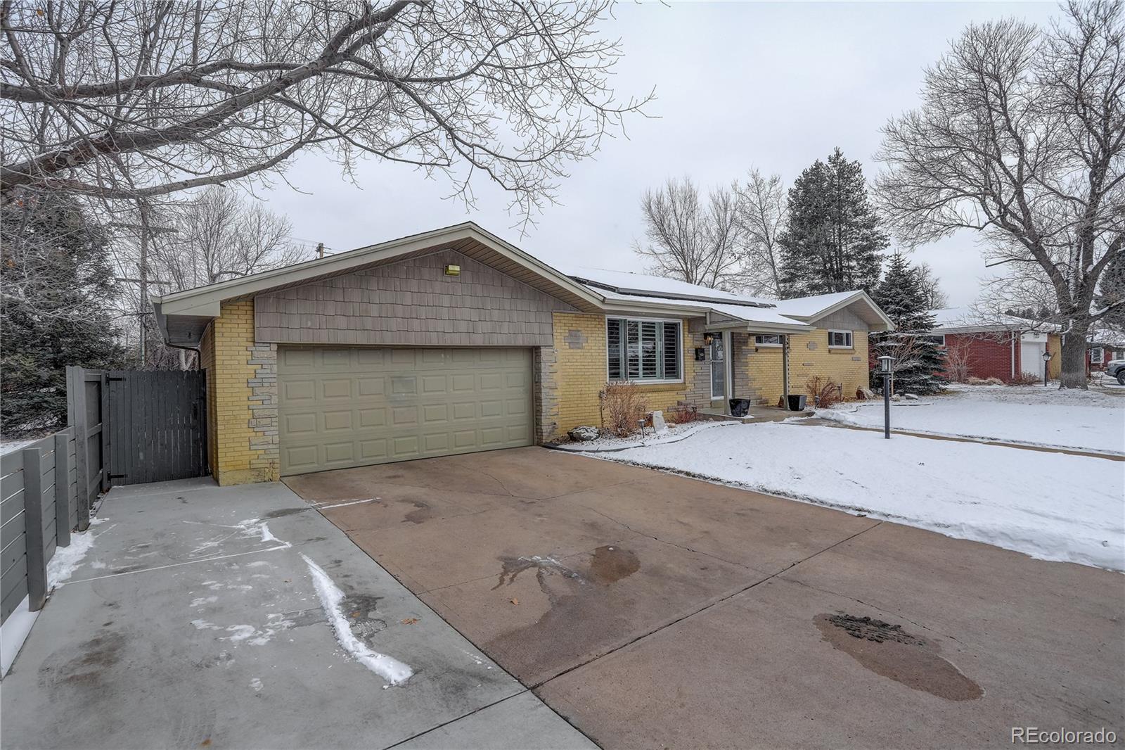 MLS Image #3 for 306 s newport way,denver, Colorado