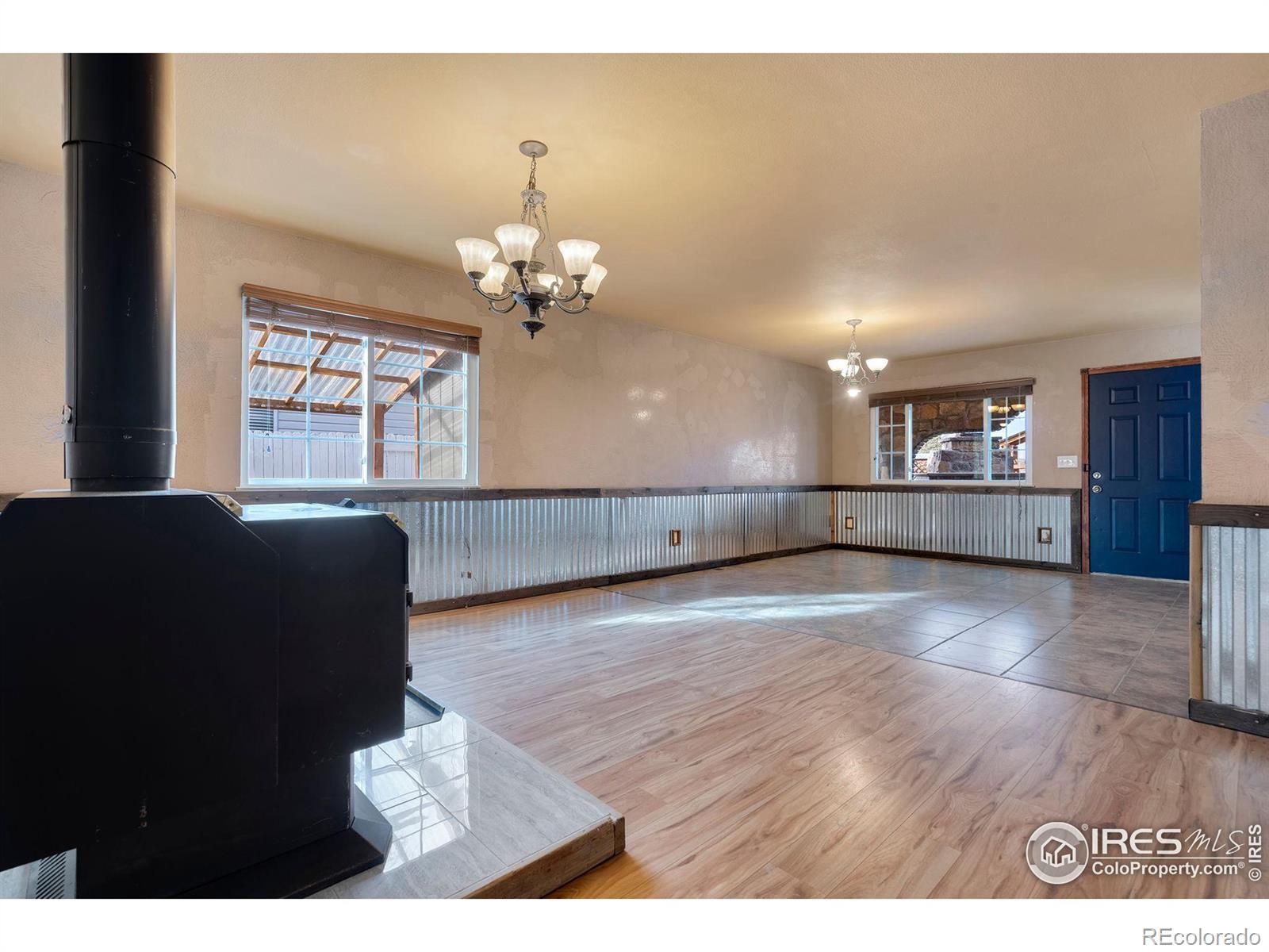 MLS Image #5 for 568  18th street,loveland, Colorado