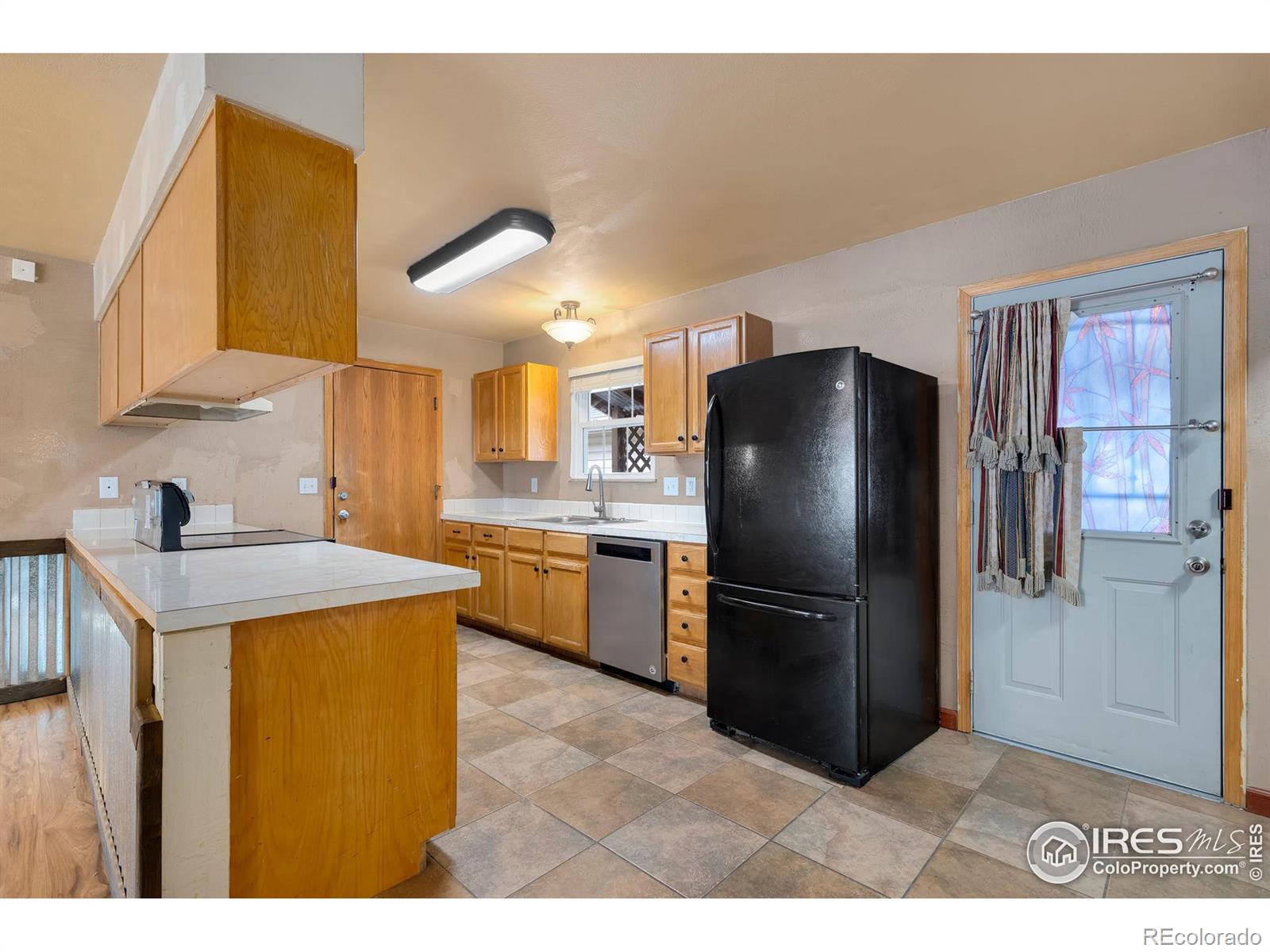 MLS Image #7 for 568  18th street,loveland, Colorado