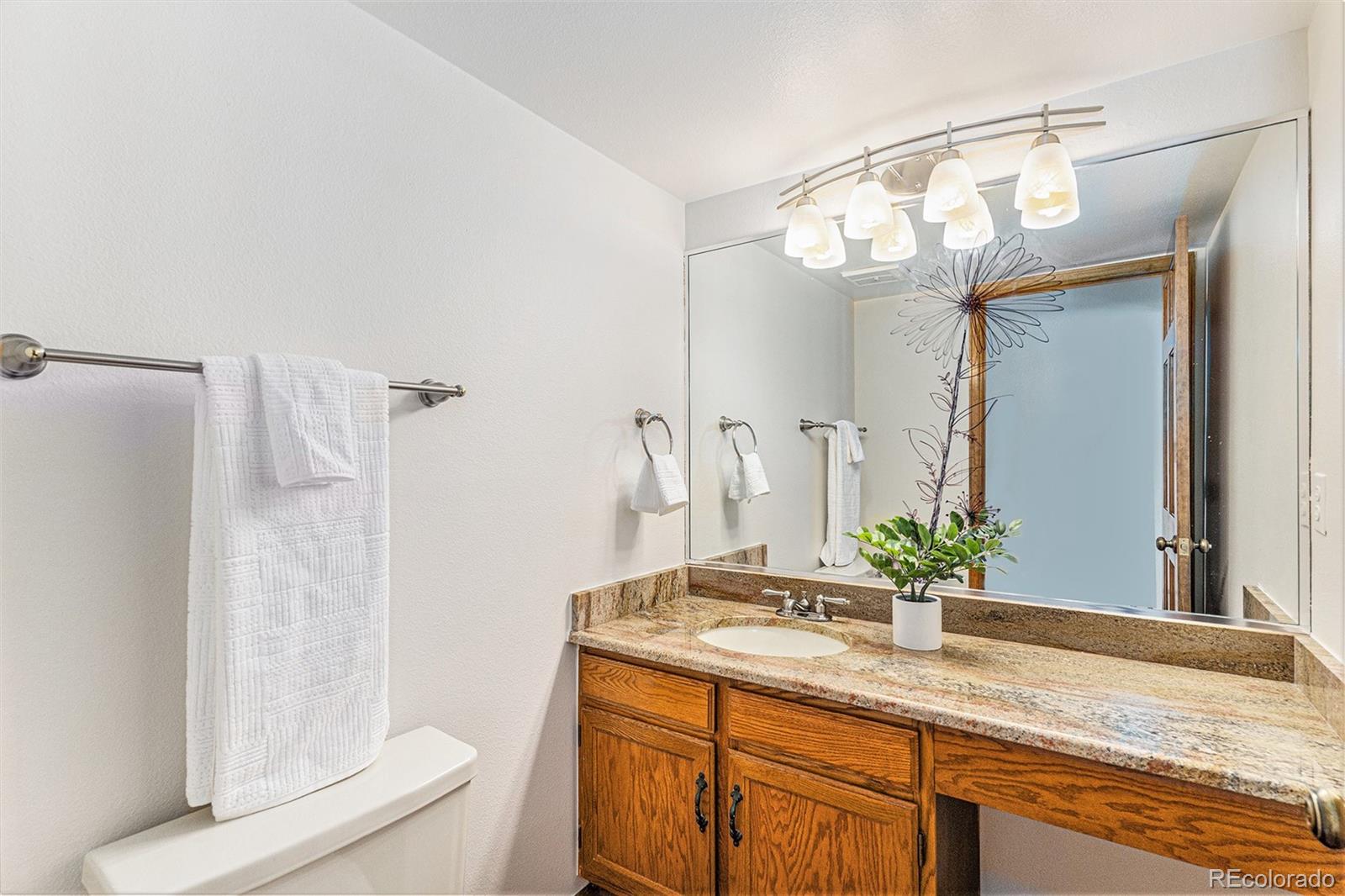 MLS Image #10 for 831 w kettle avenue,littleton, Colorado