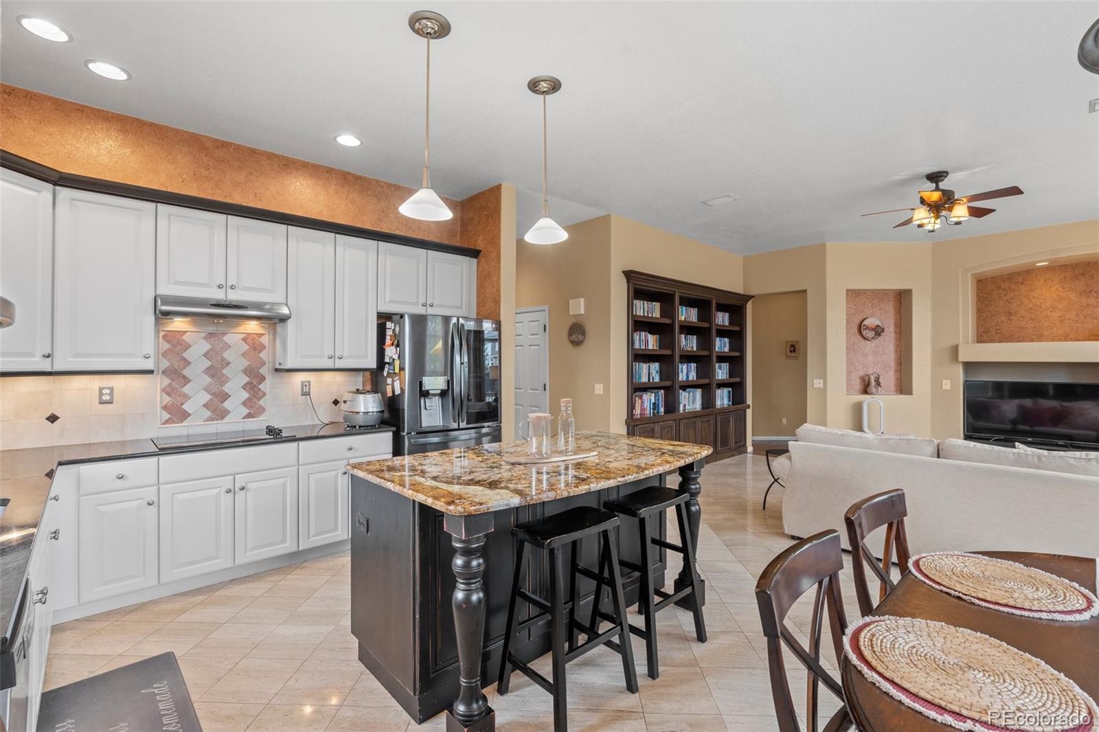 MLS Image #10 for 10155  joseph drive,highlands ranch, Colorado