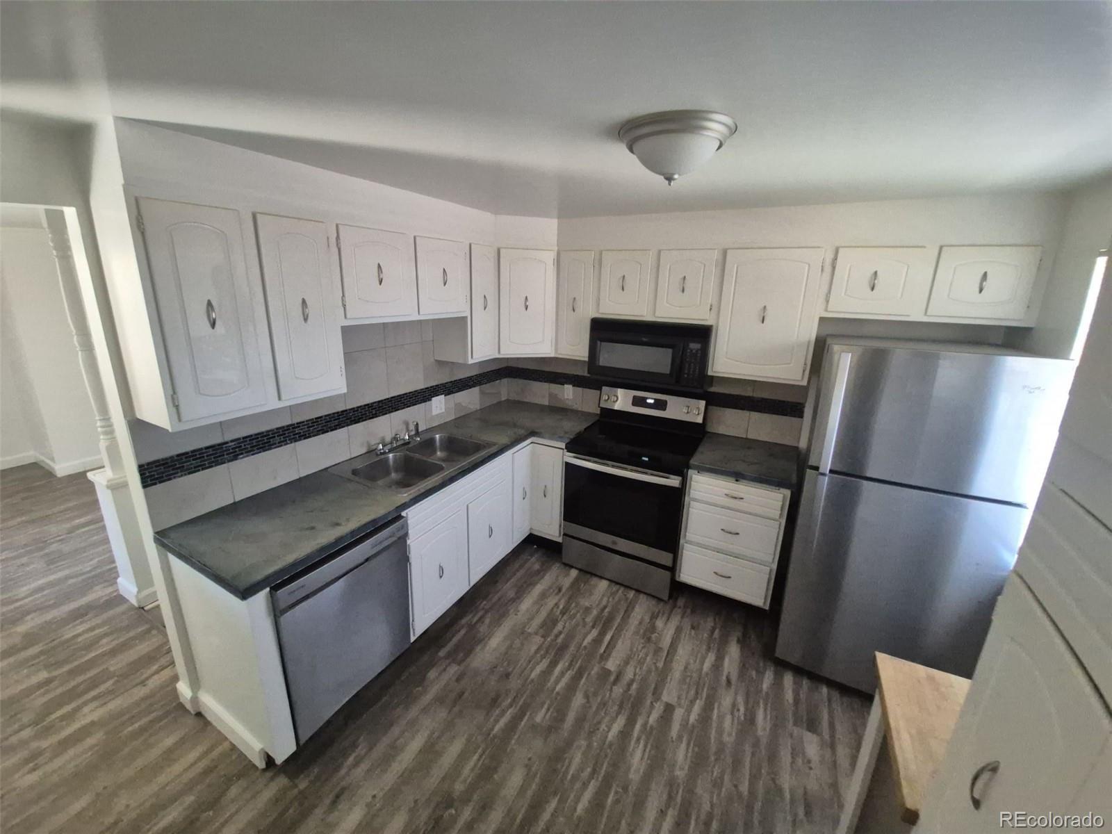 MLS Image #12 for 588  empire street,aurora, Colorado