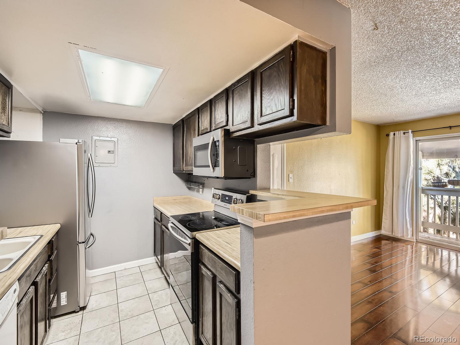 MLS Image #4 for 4400 s quebec street,denver, Colorado