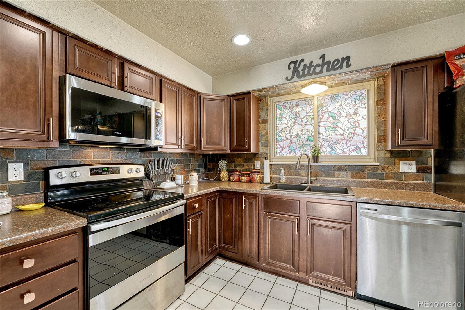 MLS Image #3 for 12738 e exposition drive,aurora, Colorado