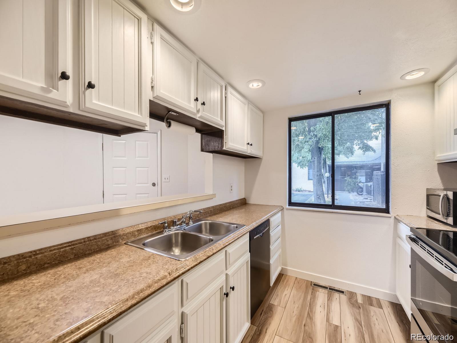 MLS Image #9 for 2949  shady hollow,boulder, Colorado