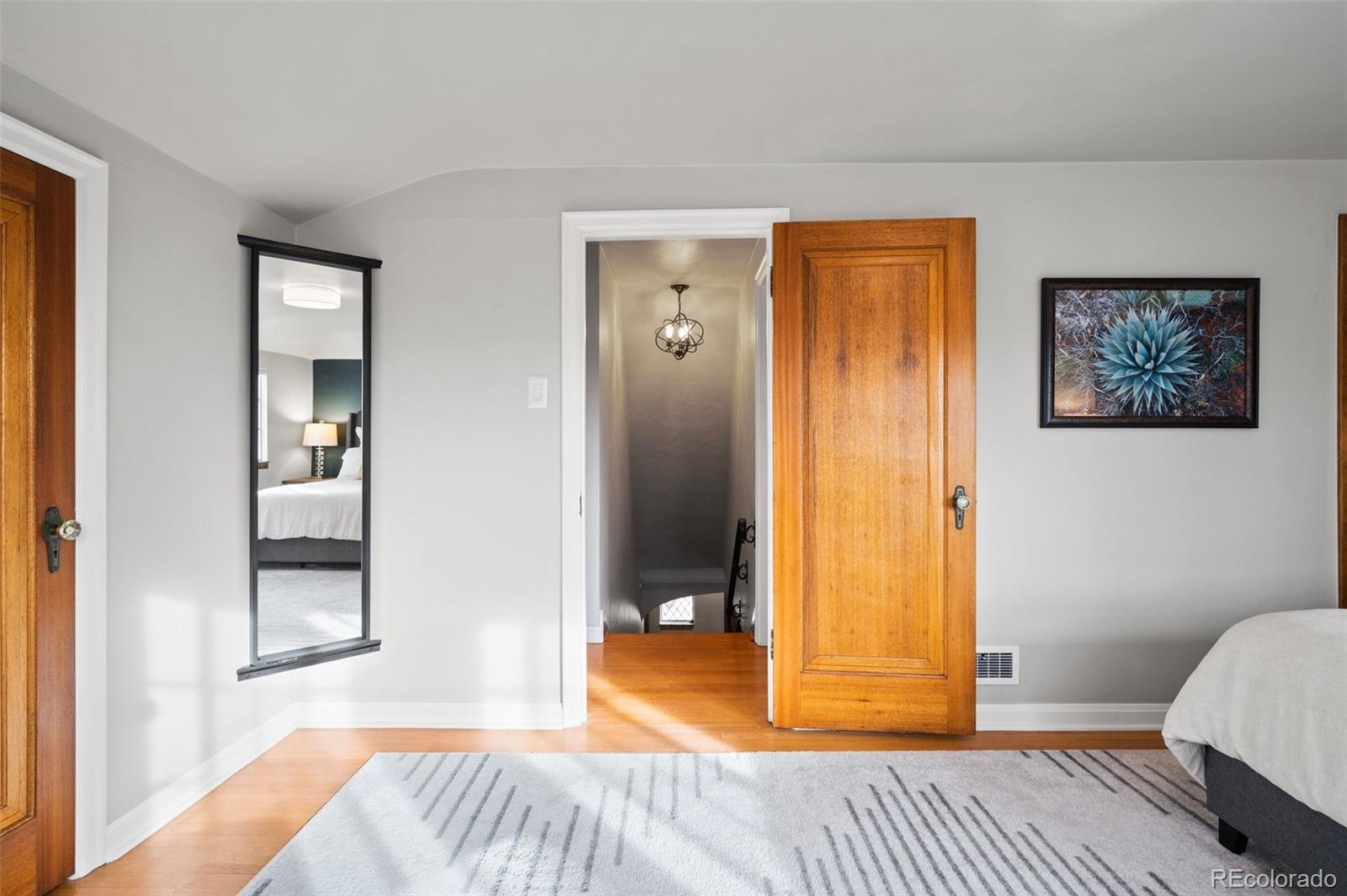 MLS Image #23 for 1545  locust street,denver, Colorado