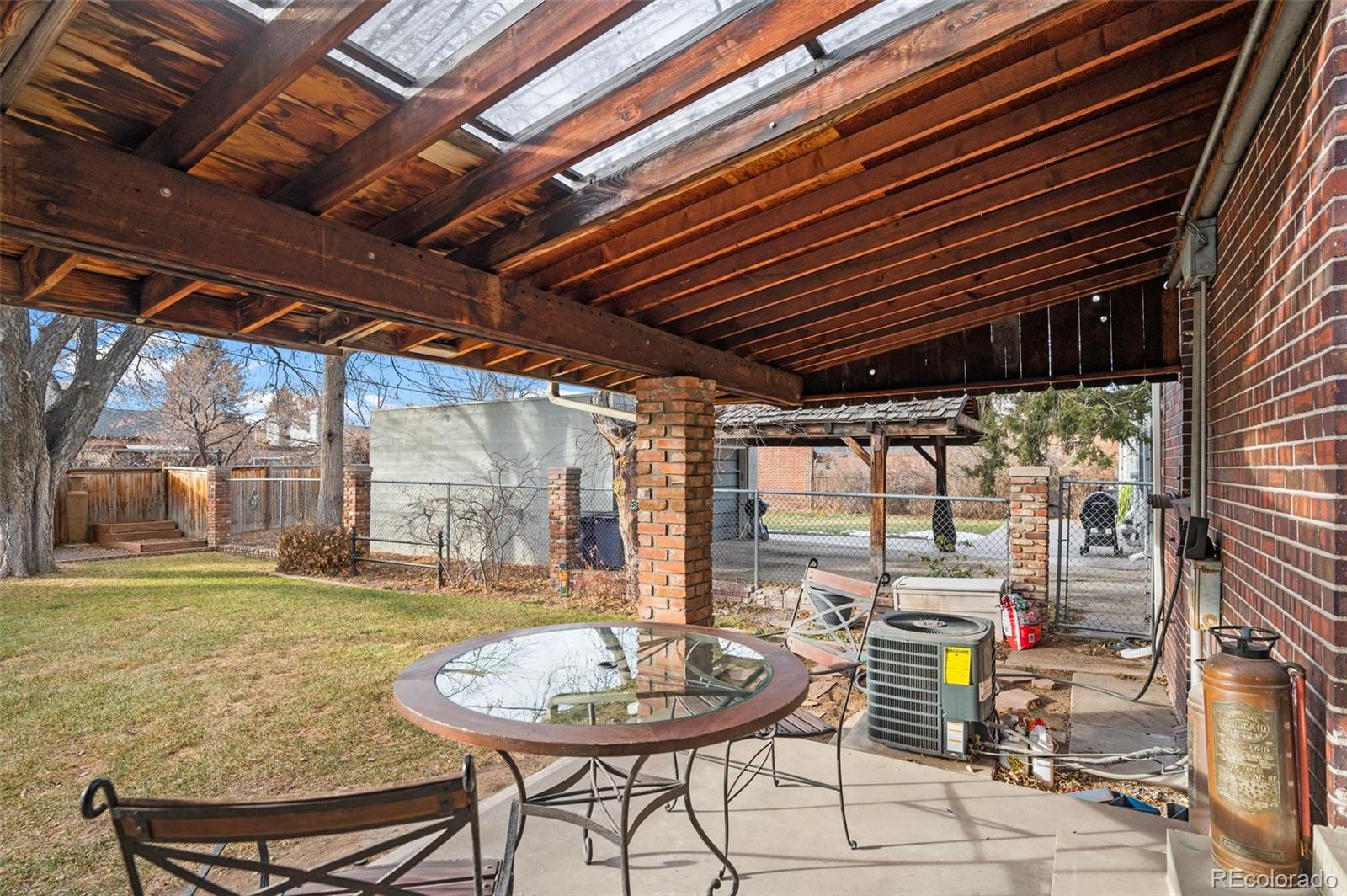 MLS Image #30 for 1545  locust street,denver, Colorado