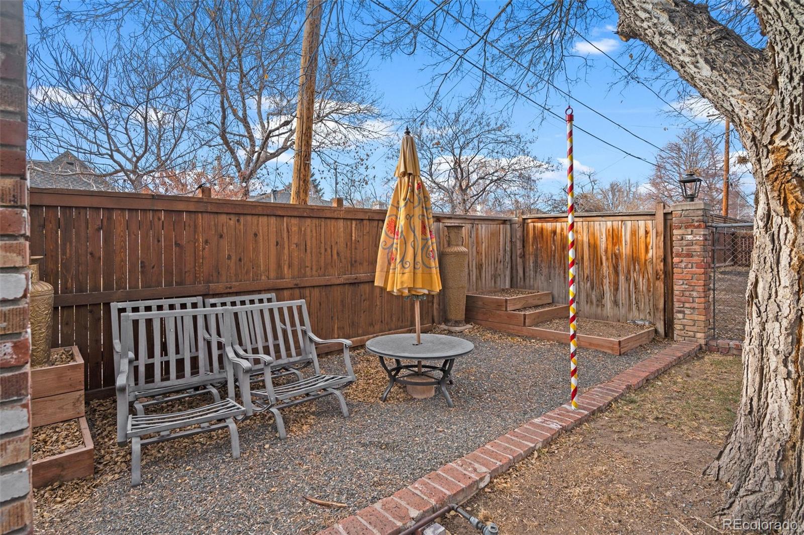 MLS Image #33 for 1545  locust street,denver, Colorado