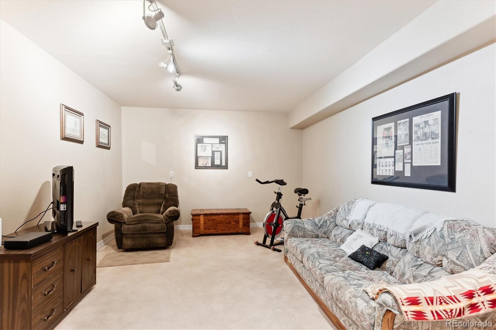 MLS Image #34 for 1011 s valentia street,denver, Colorado