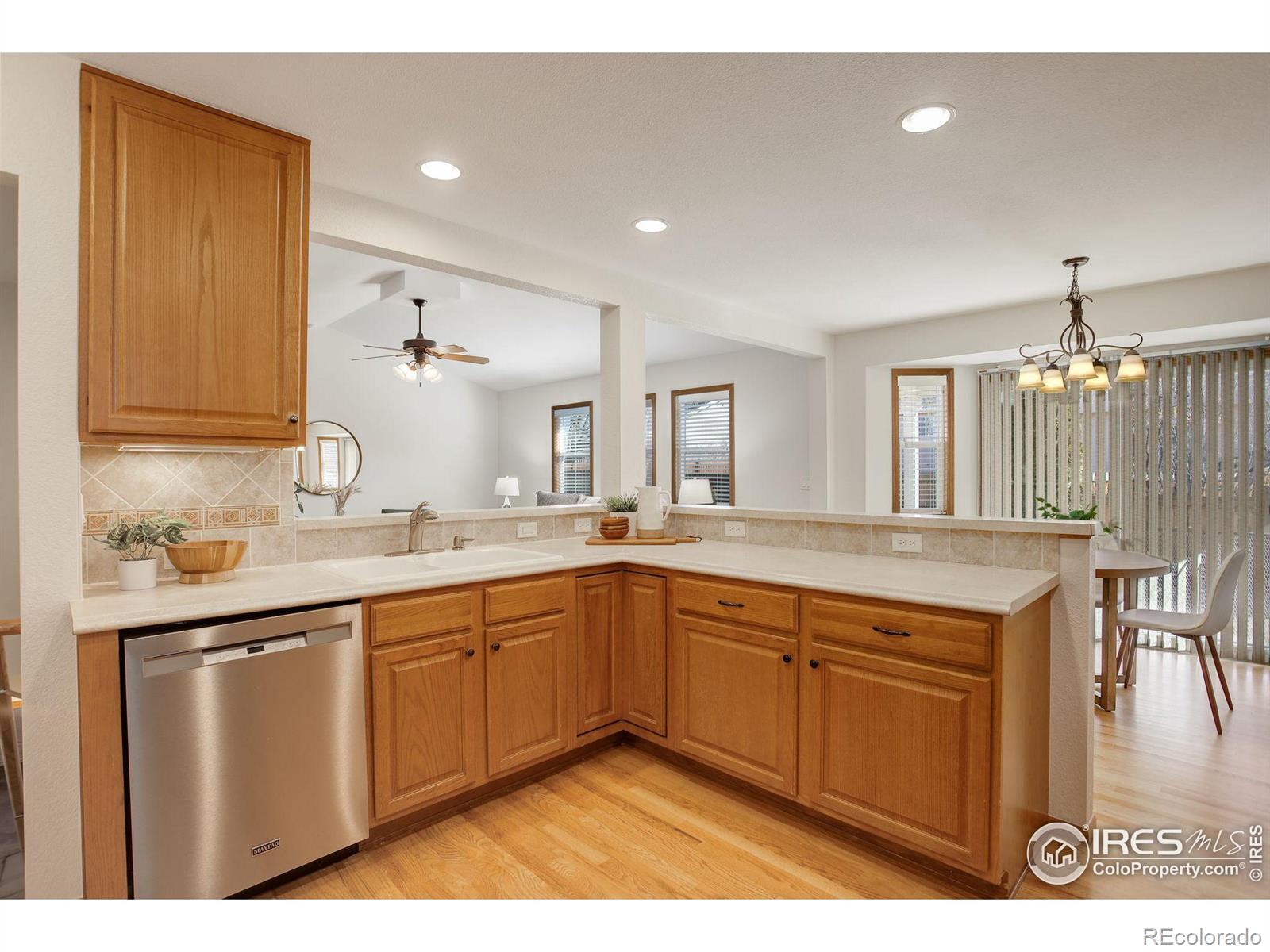 MLS Image #13 for 3658  loveland avenue,loveland, Colorado