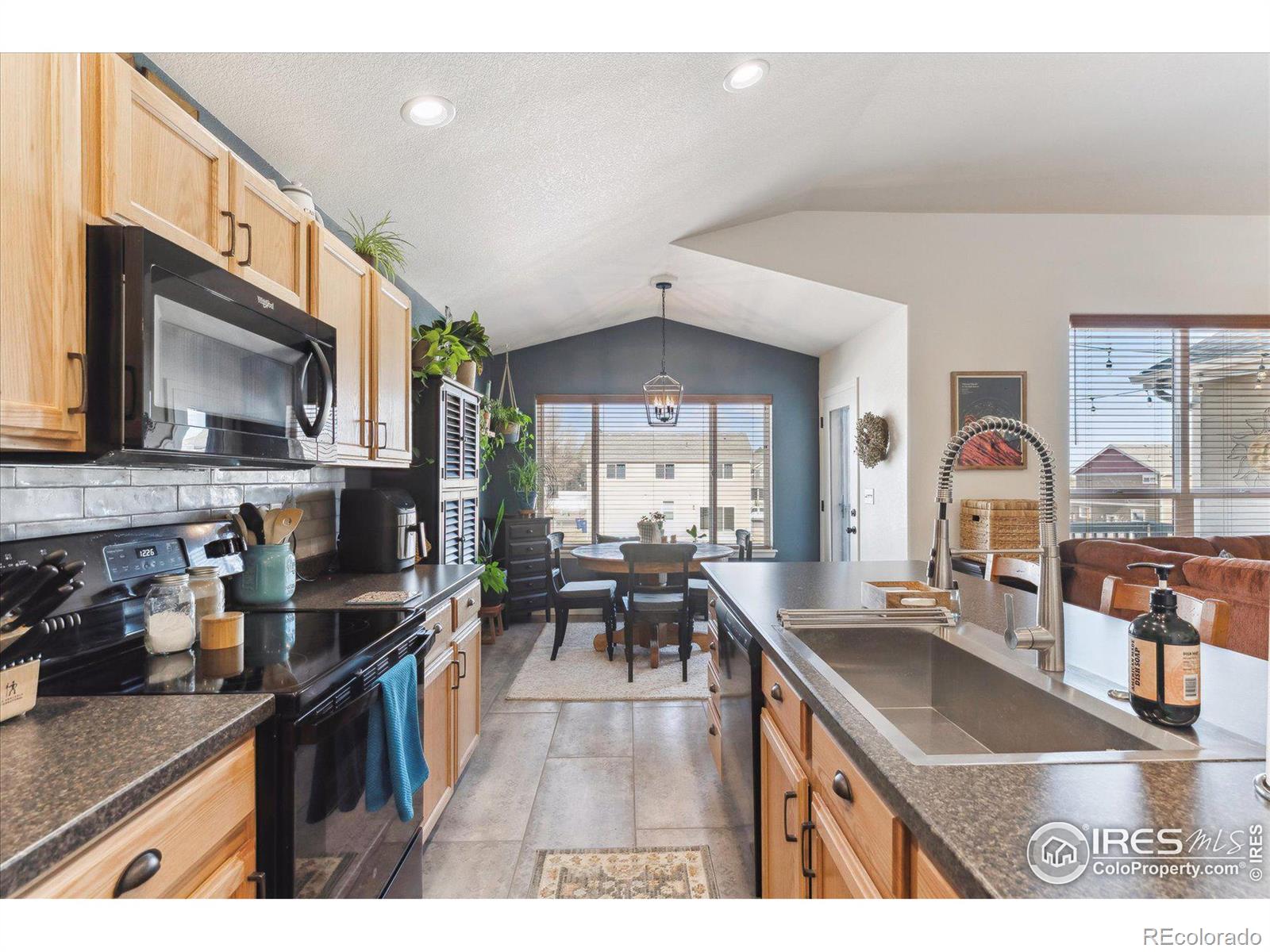 MLS Image #11 for 4507  moose street,johnstown, Colorado