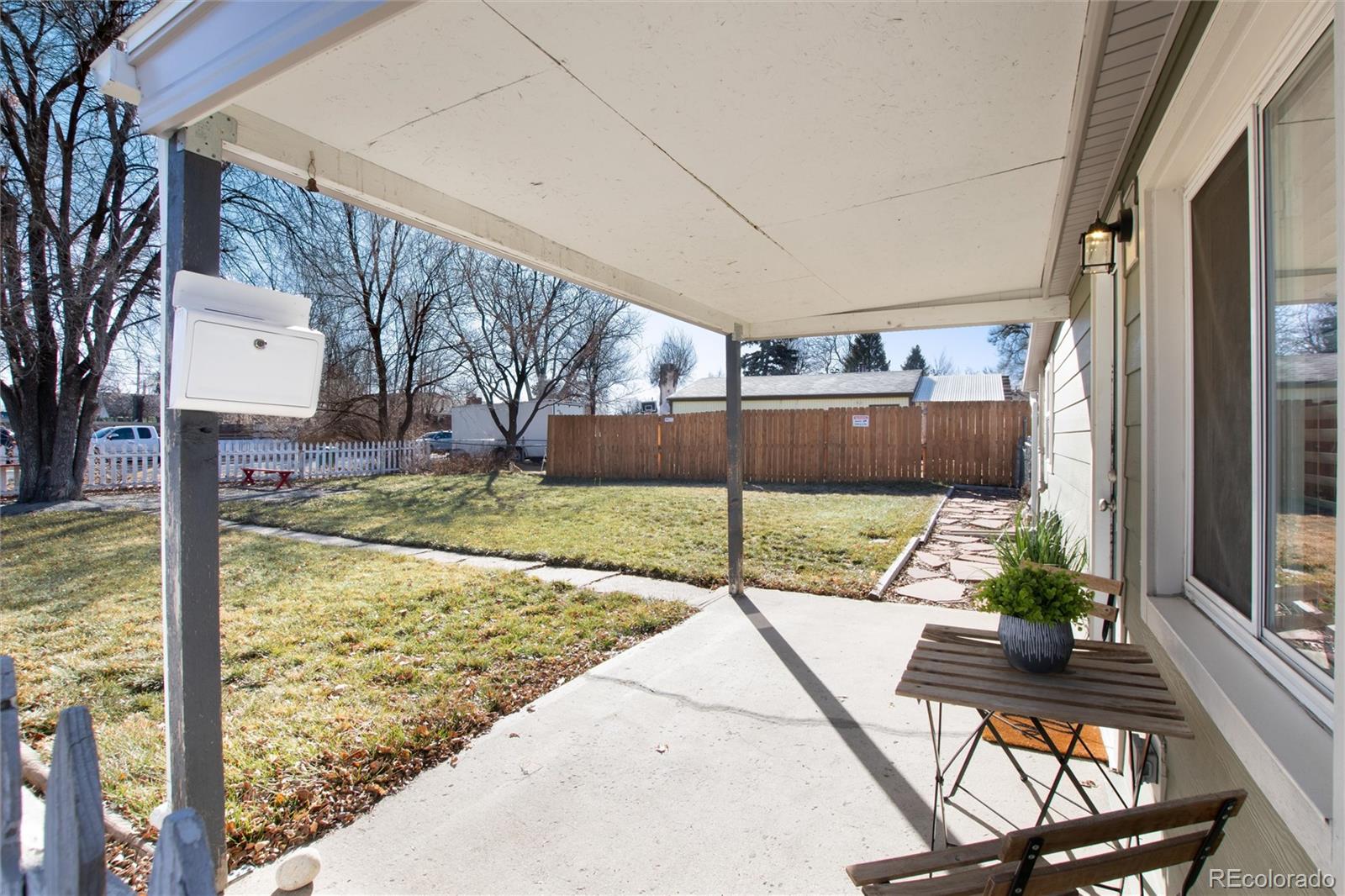 MLS Image #5 for 377  stuart street,denver, Colorado