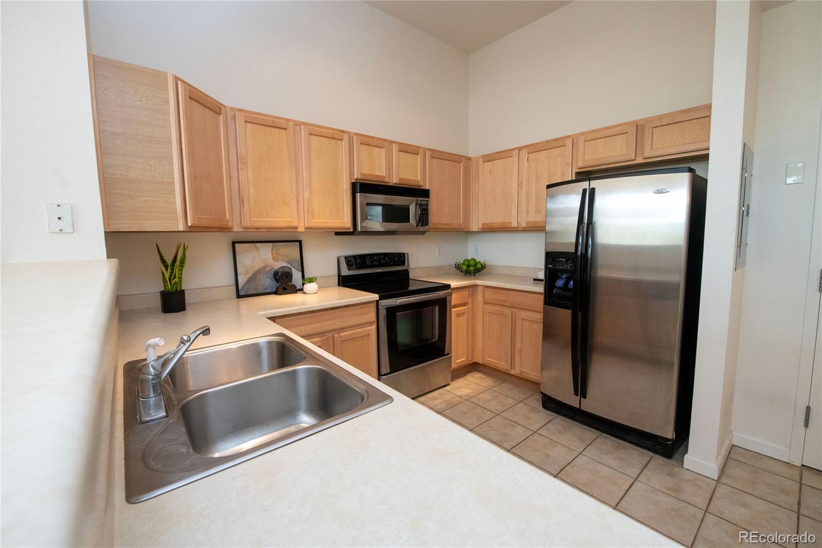 MLS Image #2 for 7931 w 55th avenue,arvada, Colorado