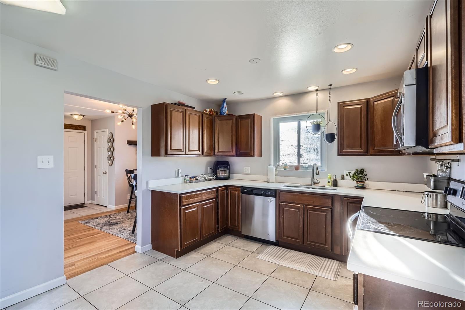 MLS Image #9 for 7217  huron street,denver, Colorado