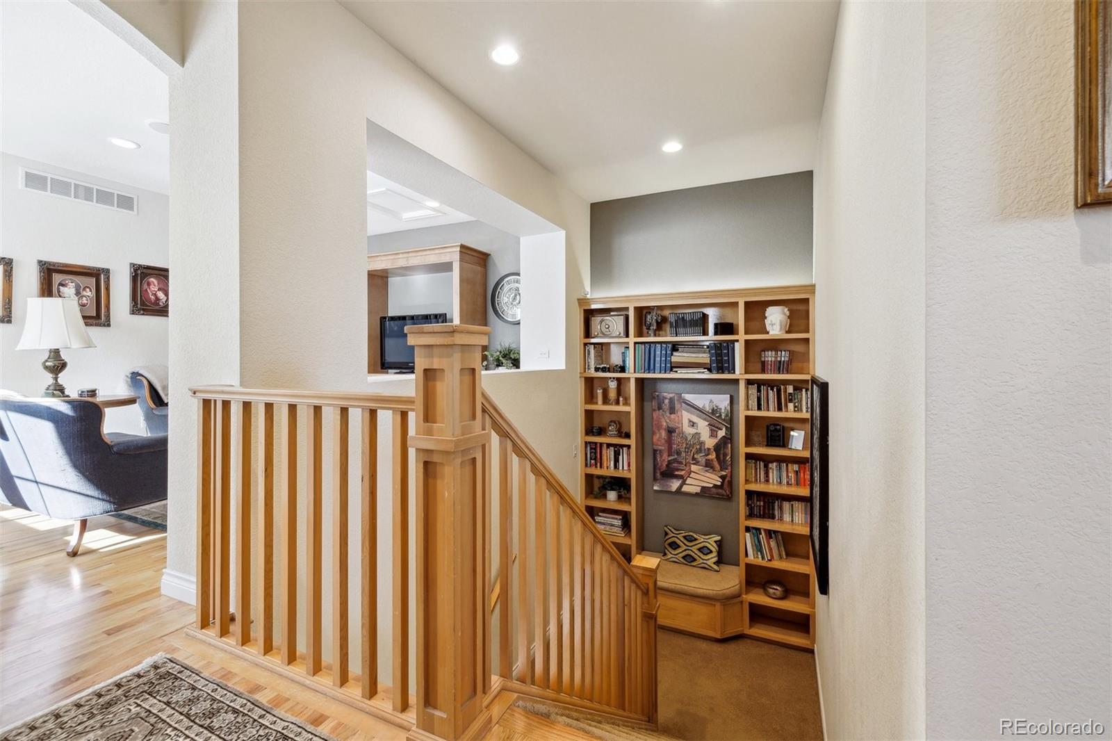 MLS Image #18 for 2962  akron court,denver, Colorado