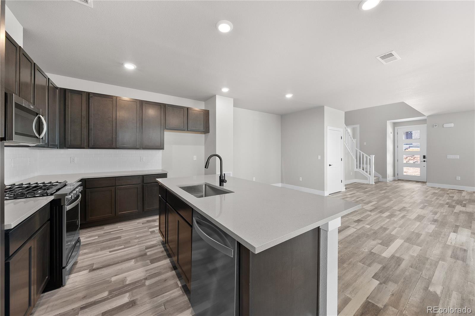 MLS Image #6 for 8894  yellowcress street,littleton, Colorado
