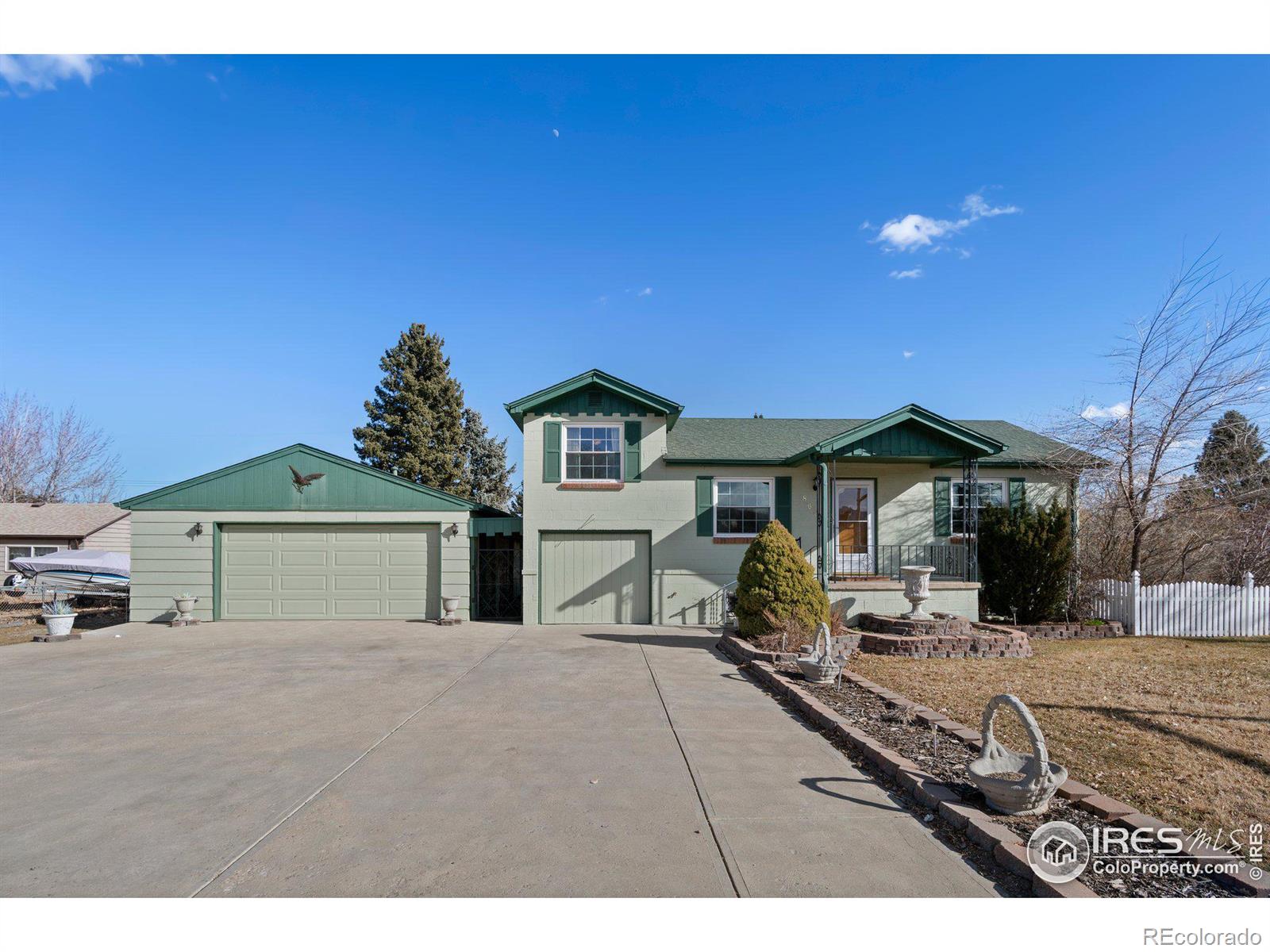 MLS Image #1 for 860 s garrison street,lakewood, Colorado