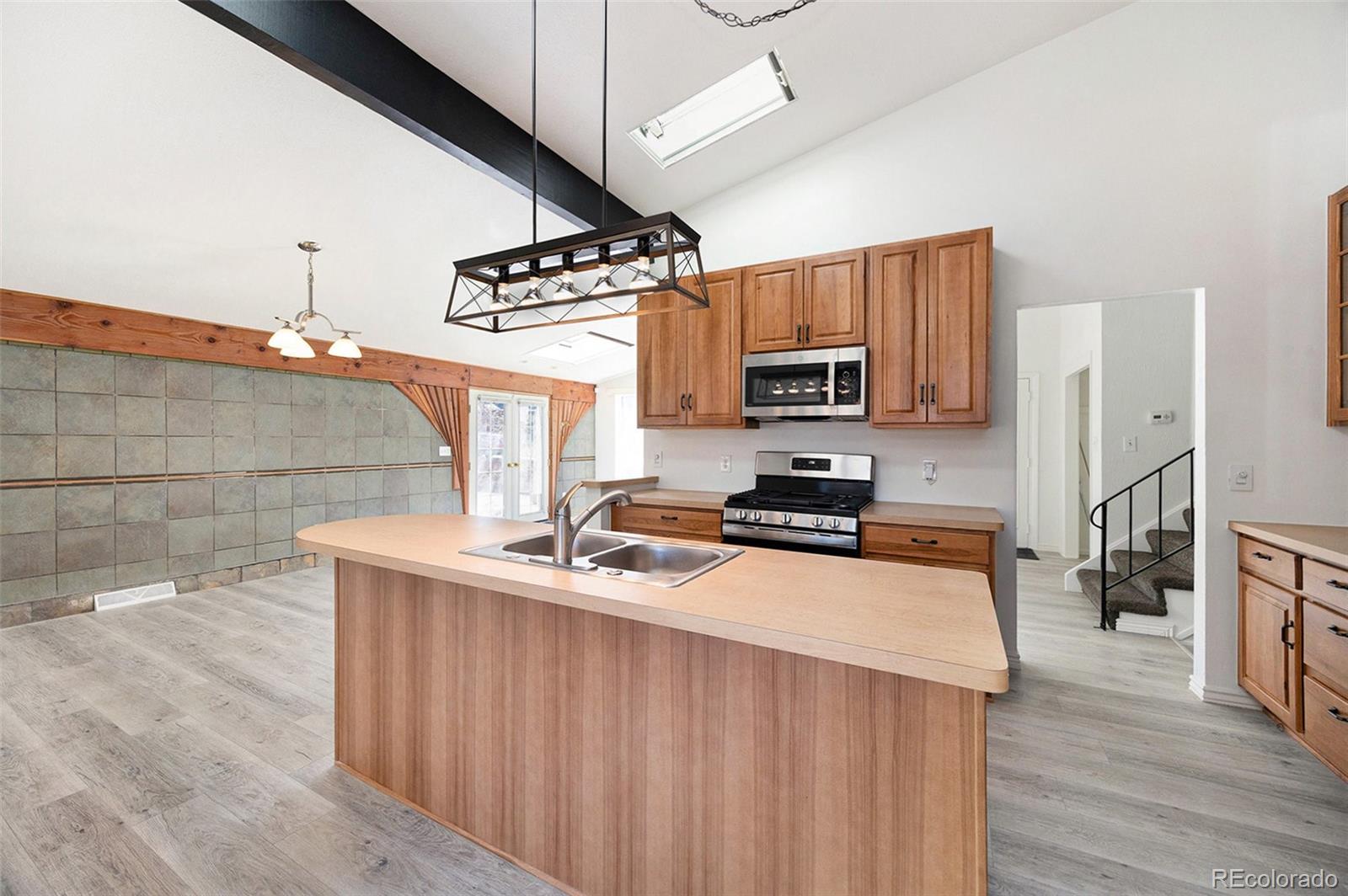 MLS Image #6 for 8721 e cornell drive,denver, Colorado