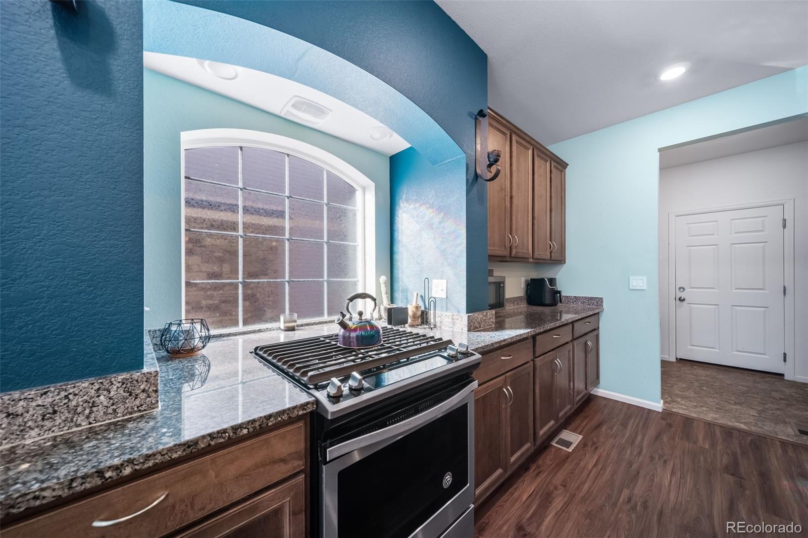 MLS Image #21 for 26310 e 3rd place,aurora, Colorado