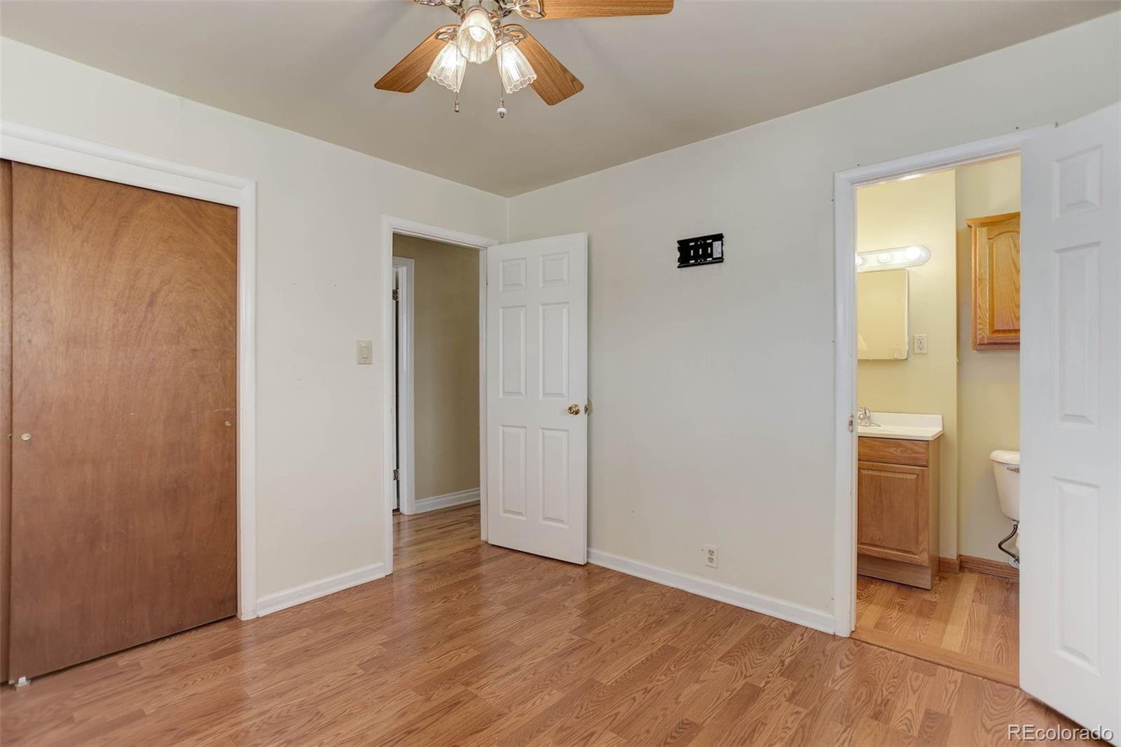 MLS Image #28 for 4755 s irving street,englewood, Colorado