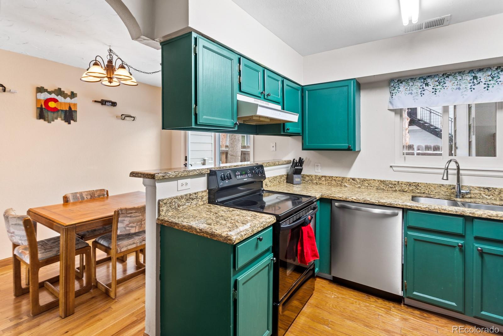 MLS Image #8 for 5510 w 80th place,arvada, Colorado