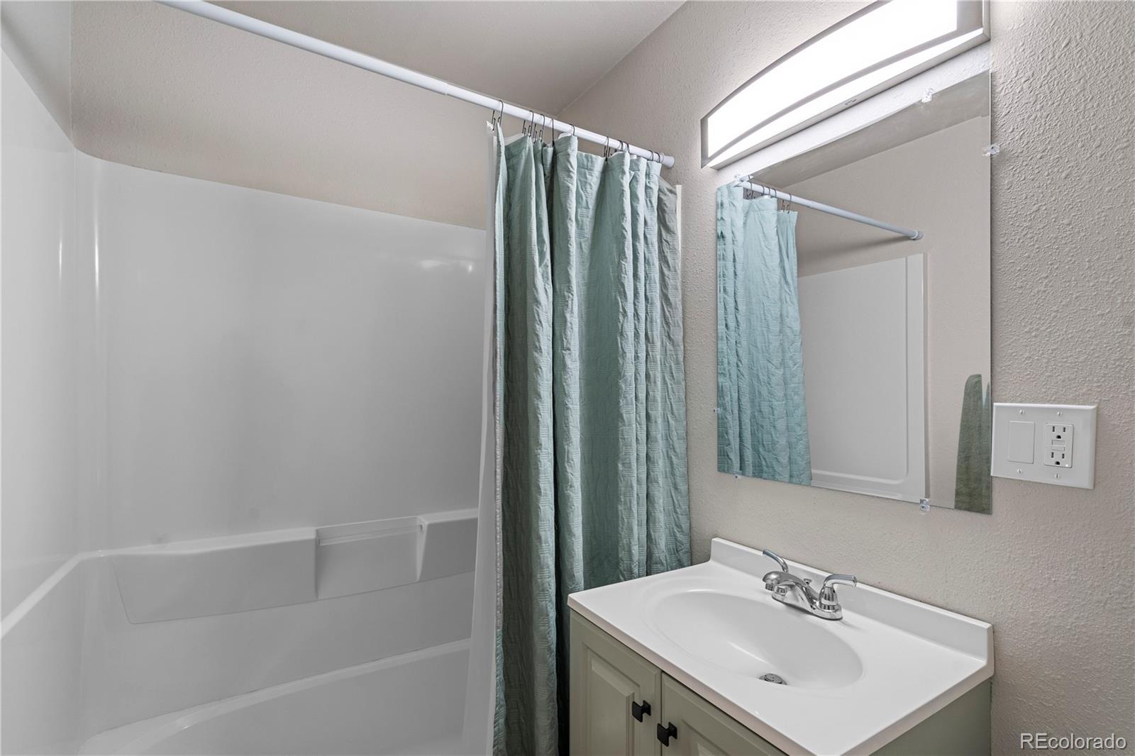 MLS Image #12 for 2041  7th avenue,greeley, Colorado