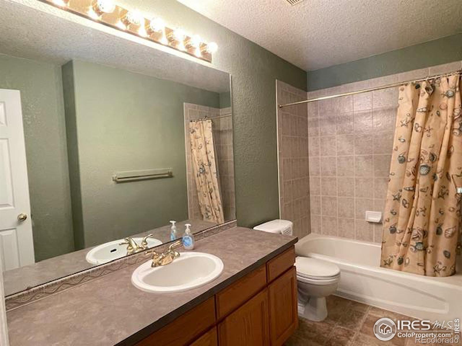 MLS Image #26 for 7494 w layton way,littleton, Colorado