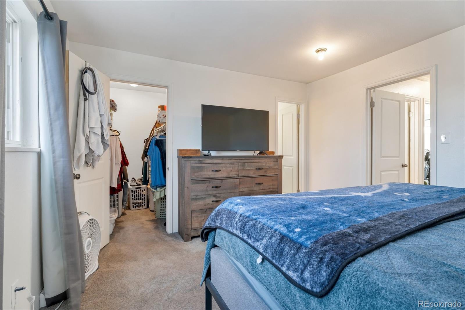 MLS Image #13 for 1235 s monaco parkway,denver, Colorado