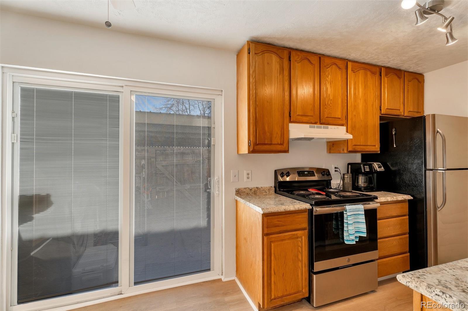 MLS Image #3 for 1235 s monaco parkway,denver, Colorado