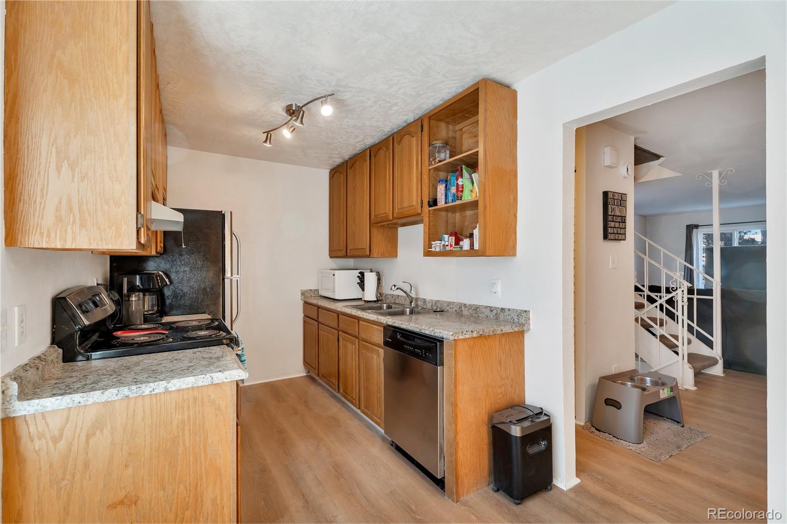 MLS Image #6 for 1235 s monaco parkway,denver, Colorado