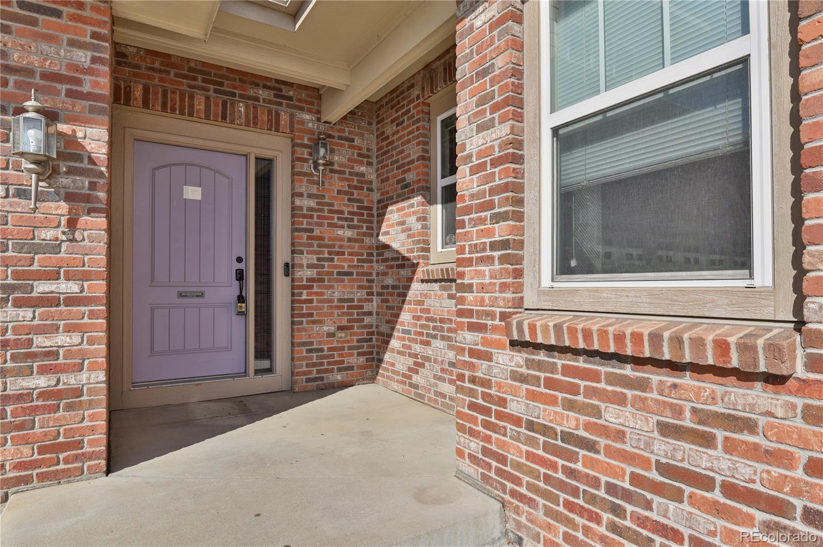 MLS Image #3 for 247 n coolidge way,aurora, Colorado