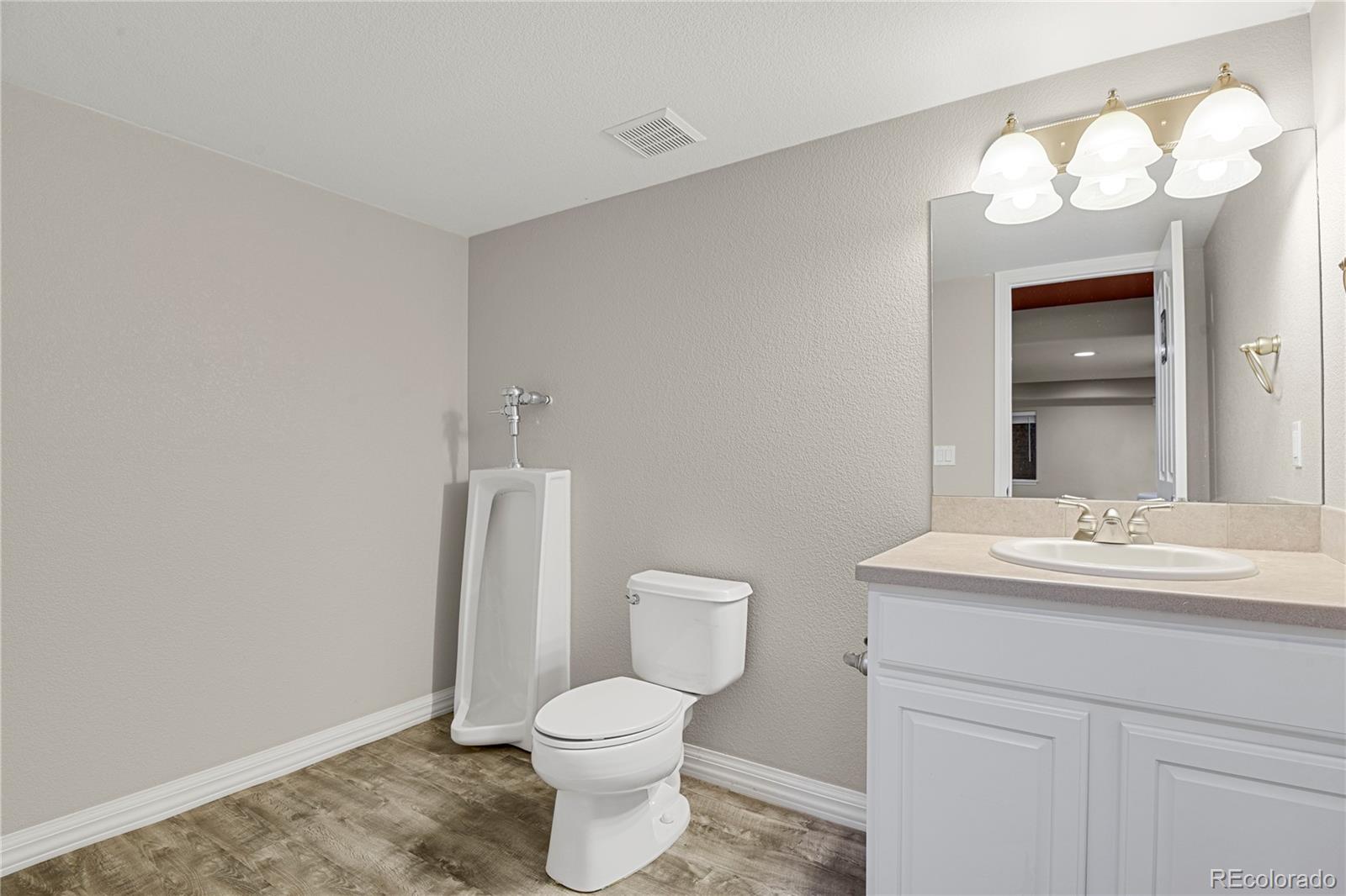 MLS Image #33 for 247 n coolidge way,aurora, Colorado