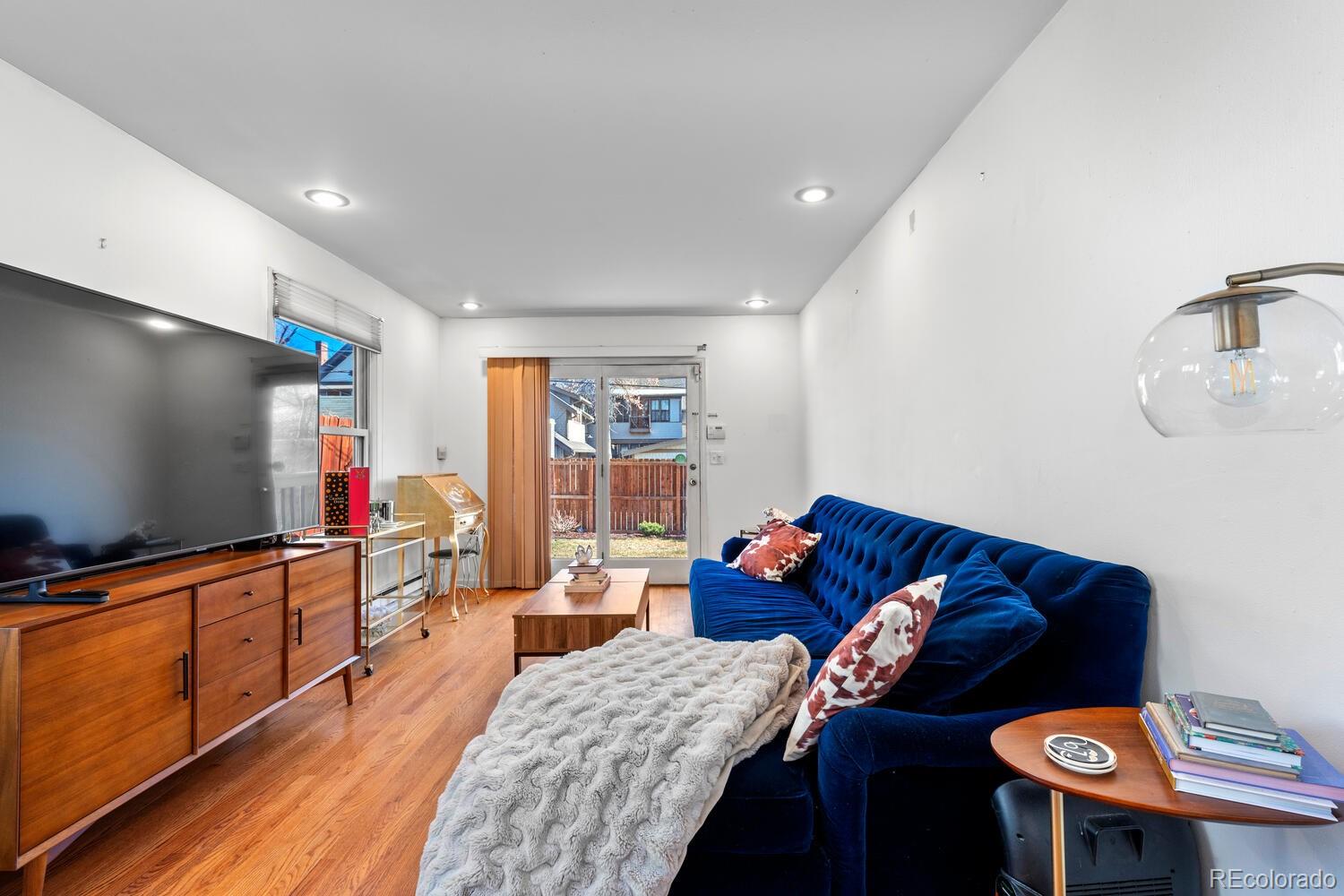 MLS Image #28 for 728 n ogden street,denver, Colorado