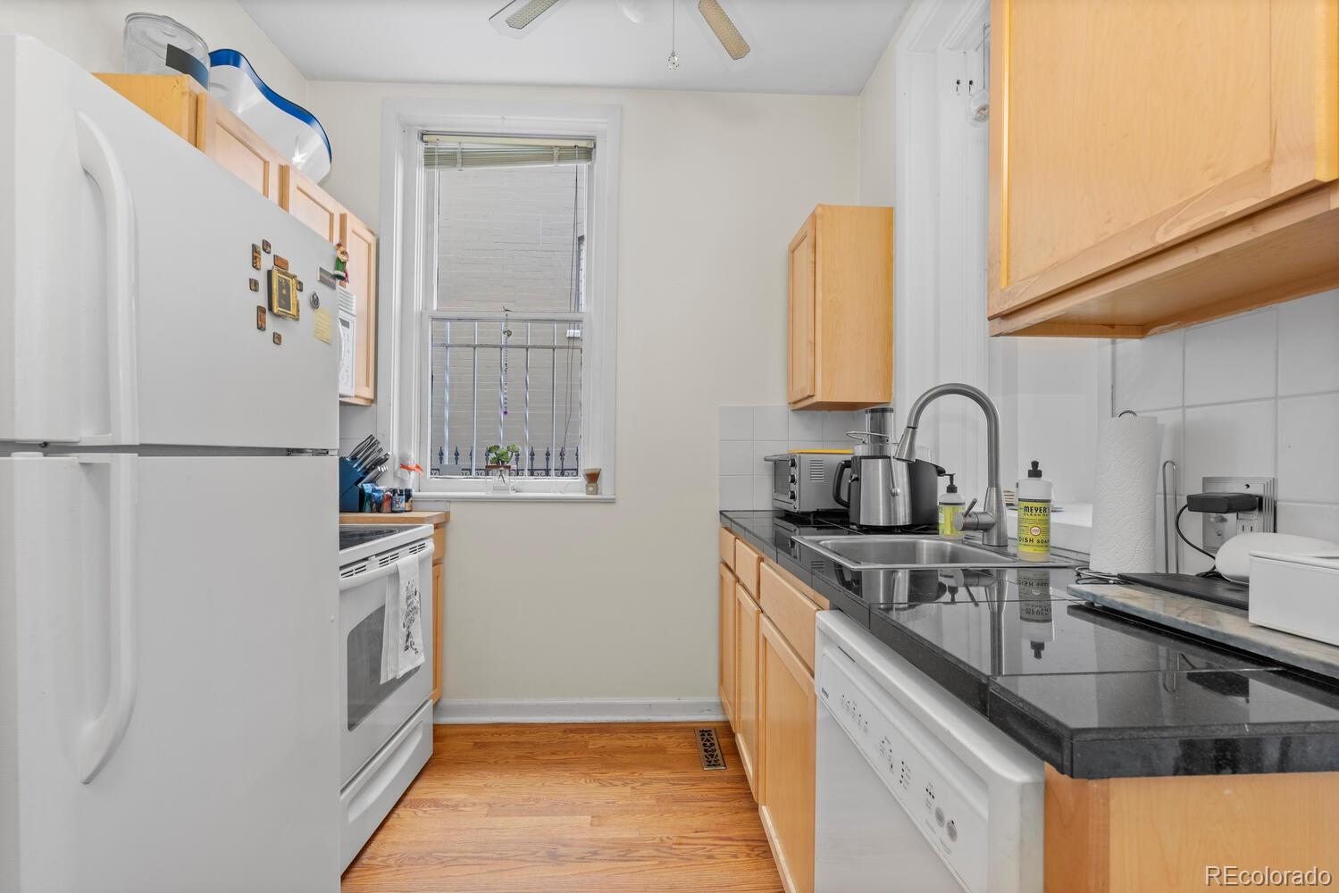 MLS Image #29 for 728 n ogden street,denver, Colorado