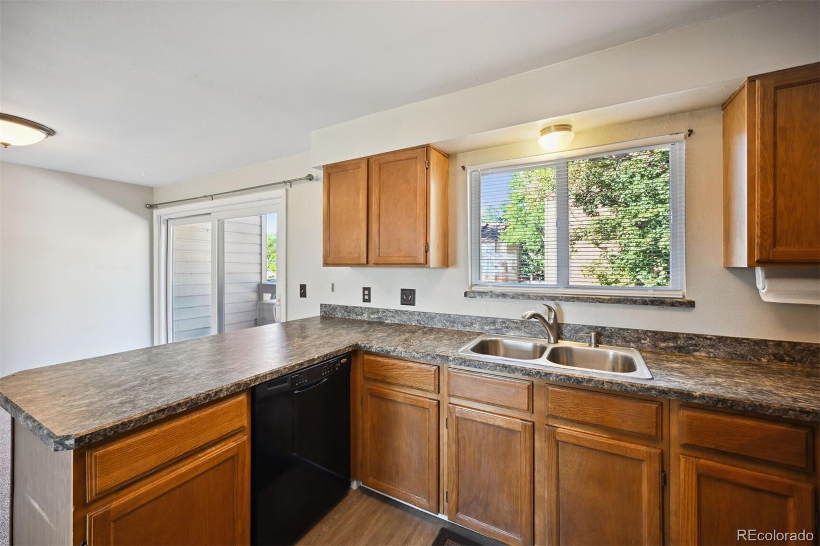 MLS Image #10 for 320  wright street 105,lakewood, Colorado