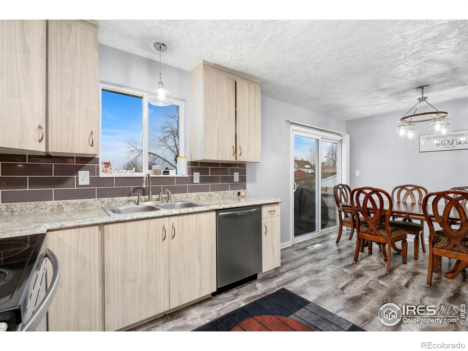 MLS Image #10 for 906  41st avenue,greeley, Colorado